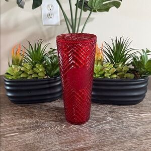 Starbucks 2021 Winter Holiday Bright Red Jeweled 24oz Venti‎ Cold Cup Tumbler